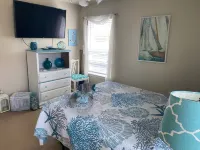 Bay View, Fishing, Watersports, Tropical Yard, Central Location!