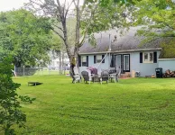 The Ludwig Lane Guest House in Historic Downtown Coudersport - Wi-Fi