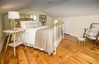 Within walking distance of shops & restaurants in historic Sharon Springs