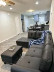 Stunning Apt/Free parking/Wi-Fi