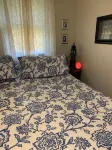Family Retreat! Comfortable Country Farmhouse 5 Minutes South of Sparta.