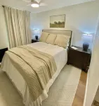 BEAUTIFUL REMODELED WITH HIGH END FURNISHINGS 3 BR/2B HOME IN BURLESON TX! Hotels in Burleson