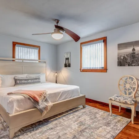 SPACIOUS RANCH HOUSE  TO ENJOY THE TAMPA BAY- CLEARWATER AREA