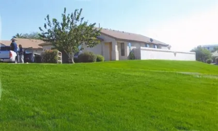 Gorgeous Clean 4 Bedroom Glendale Vacation Home + Wi-Fi