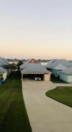 "Family Ties" - False River Home Away from Home - Sleeps 10 Отели в г. Пуэнт Каупе Пэриш