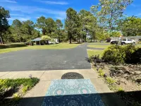 Parkers Flat 147, Comfy and Cozy.  Fully Furnished , Sparkling Clean .