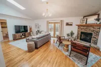Charming 3 Bedroom Ranch by downtown Peoria & OSF!