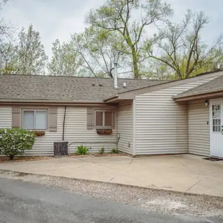 Charming 3 Bedroom Ranch by downtown Peoria & OSF!