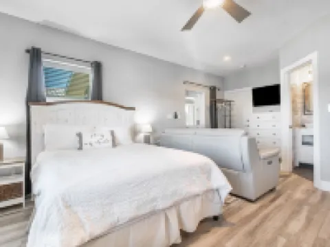 JOHNS PASS "Studio 4" Fisherman's Cove & Cottages Hotels in Madeira Beach