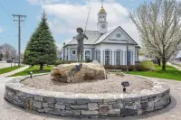Charming year-round beach home in Indian Town, Old Saybrook