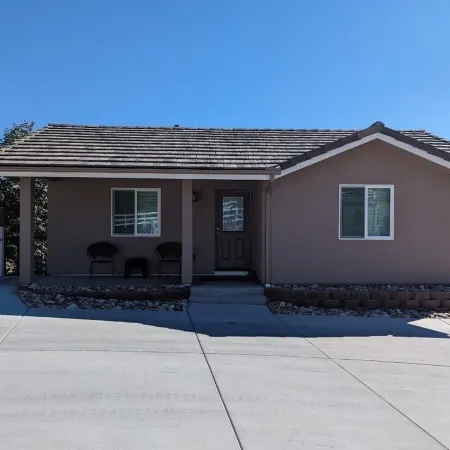 GORGEOUS 1 BED GUEST HOME
