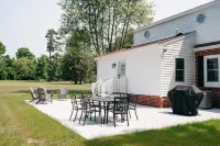 Renovated 3BR home across from Williamsburg Winery with great outdoor space!