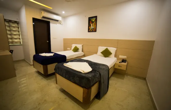 斯里阿迪雅酒店