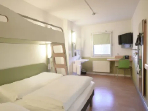 B&B HOTEL Düren Hoteles en Distrito de Düren