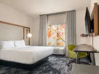 Fairfield Inn & Suites Kansas City at the Legends Hotels in Wyandotte County