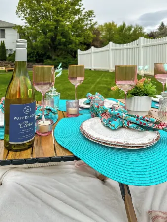 FULLY LOADED - hot tub - pool table - arcade games - 10 min from Downtown WW