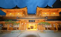 JB Tourist Hotel