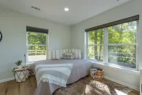 Beautiful Mtn Views, Fire Pit+Grill, Gas Logs, WiFi, Close to Burnsville & Avl!