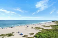 Beautiful oceanfront studio condo with walk out patio.