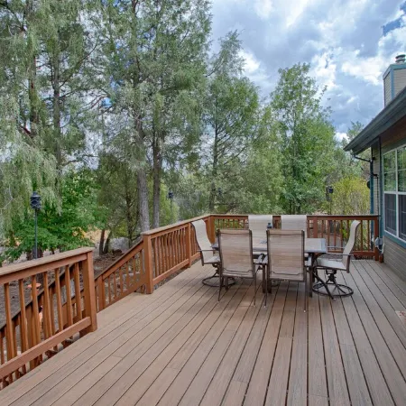 Cabin On NAT'L FOREST! LAKE & CREEK minutes away!