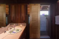 Hawaii Oceanfront 1-bedroom Cottage
