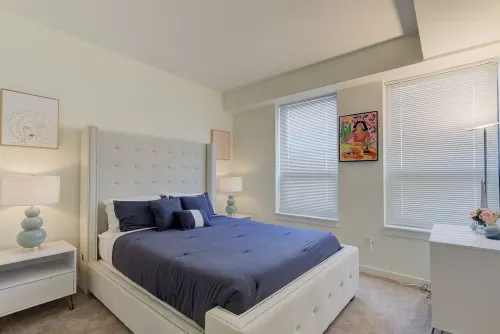 "Serenity of Evanston" 2 BDR/2Bath Modern-Luxe Suite