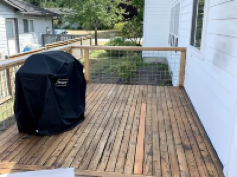 "The Langley House", walk to downtown, newly remodeled, family friendly! Hotels in Langley