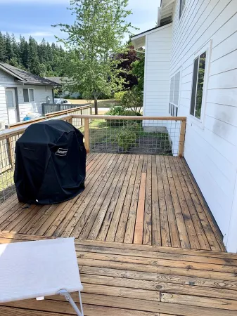 "The Langley House", walk to downtown, newly remodeled, family friendly!