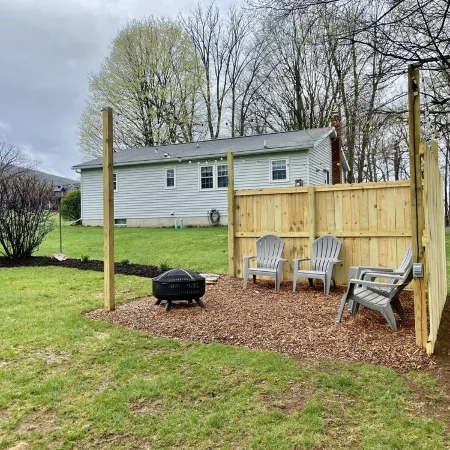 Country Getaway, 2- bedroom, Jacuzzi, fire ring