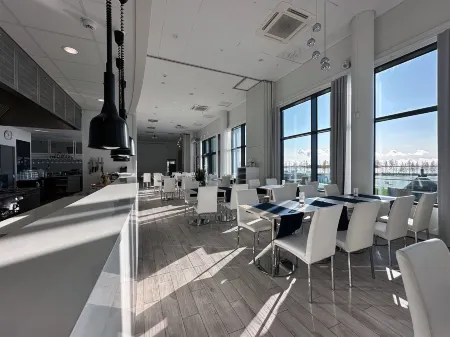 Seaside Glass Villas Отели в г. Кеми-Торнио