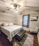 Cozy Lakehouse – Game Room, Pet-Friendly, Near Boatramp, 3-Season Room!