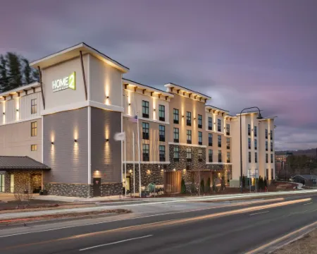 ホーム2 スイーツ バイ ヒルトン ブーン ブーンのホテル