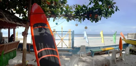 Pedz Cing Mango Lodge Отели рядом с достопримечательностью «Our Lady of the Immaculate Conception Church»