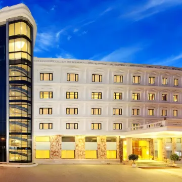 Anandha Inn Convention Centre and Suites