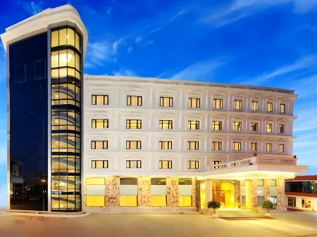 Anandha Inn Convention Centre and Suites