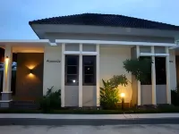 Luxio Hotel Sorong Hotel dekat Universitas Victory Sorong