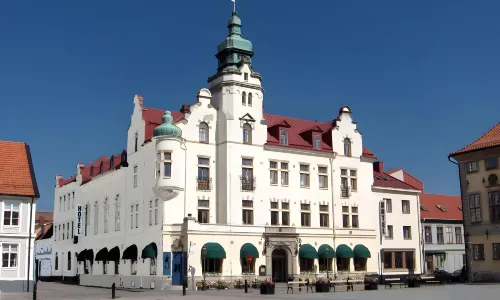 カルマル スタッズホテル