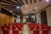 Sayong Resort Hotels in Kota Lama Kiri