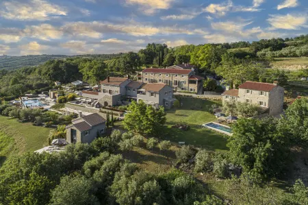 San Canzian Hotel & Residences - Small Luxury Hotels of the World Отели в г. Brkac