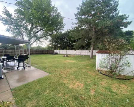 Cozy 2-Bedroom Home Near McPherson College/Park with Huge Yard- No Cleaning Fees Hotels in McPherson