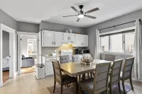 Luxurious 2 BD next to UMass sleep up to 8 with Gym