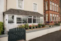 Luxury waterfront property with stunning views Hotels near Print Point