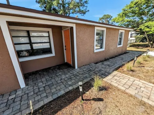 Indian River Escape ~ Hot Tub ~ Steps to River