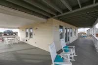 Corolla 4x4 house: Ocean views, Pool, Remodeled Master Bathroom, Wild Horses