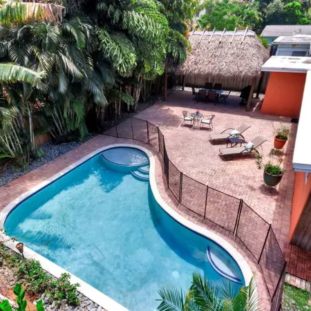 Hidden Gem Vacation Villa w Private Pool & TikiHut