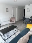 Sleeps 4 Central Ensuite - Cityview & Parking