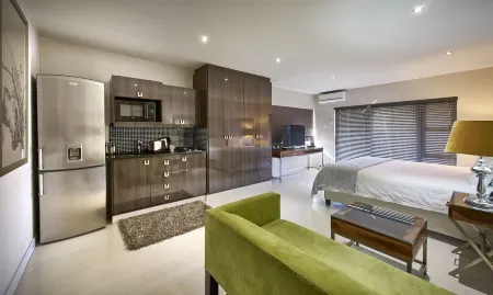 Dynasty Forest Sandown Self Catering Hotel