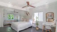 Azul Hotel & Retreat Hotels in Emerald Woods