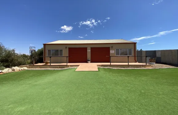 摩羯座假日公園酒店