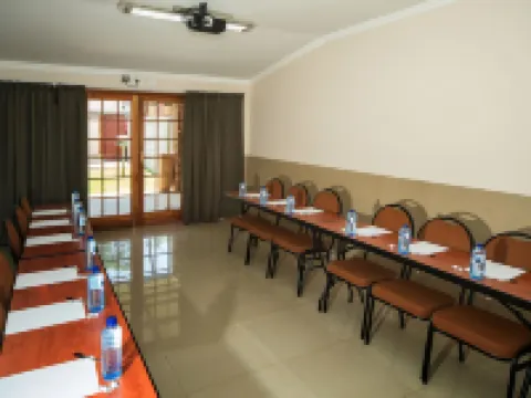Cest Si Bon Hotel Hotels in Otjiwarongo